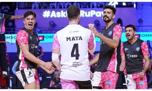 പ്രൈം വോളി ലീഗ്: മിറ്റിയോഴ്സിനെ തകർത്ത് ബ്ലാക്ഹോക്സ് പ്രൈം വോളി ലീഗ്: മിറ്റിയോഴ്സിനെ തകർത്ത് ബ്ലാക്ഹോക്സ്