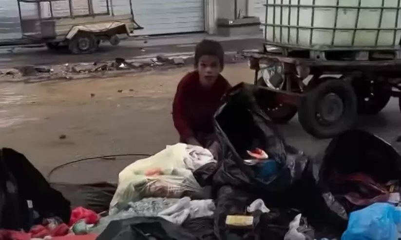 ഭക്ഷണത്തിന് വരിനിന്നവർക്ക് നേരെ ഇസ്രായേൽ വെടിവെപ്പ്; ഒരാൾ മരിച്ചു, നിരവധി പേർക്ക് പരിക്ക് ഭക്ഷണത്തിന് വരിനിന്നവർക്ക് നേരെ ഇസ്രായേൽ വെടിവെപ്പ്; ഒരാൾ മരിച്ചു, നിരവധി പേർക്ക് പരിക്ക്