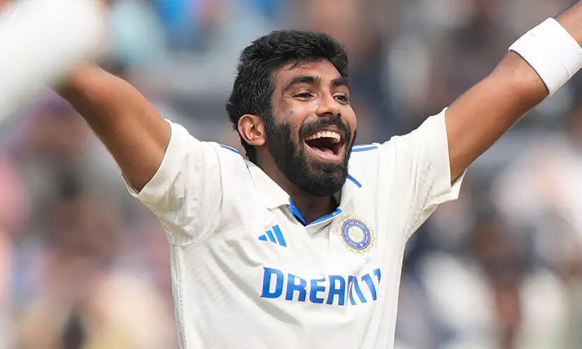 ബുംറക്ക് വിശ്രമം; നാലാം ടെസ്റ്റിൽ മുകേഷ് തിരികെയത്തും ബുംറക്ക് വിശ്രമം; നാലാം ടെസ്റ്റിൽ മുകേഷ് തിരികെയത്തും