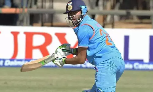 ധോണിക്ക് കീഴിൽ അരങ്ങേറ്റ മത്സരത്തിൽ അർധസെഞ്ച്വറി, പിന്നെ അവസരമില്ല; ക്രിക്കറ്റ് മതിയാക്കി മുൻ ഇന്ത്യൻ താരം ധോണിക്ക് കീഴിൽ അരങ്ങേറ്റ മത്സരത്തിൽ അർധസെഞ്ച്വറി, പിന്നെ അവസരമില്ല; ക്രിക്കറ്റ് മതിയാക്കി മുൻ ഇന്ത്യൻ താരം