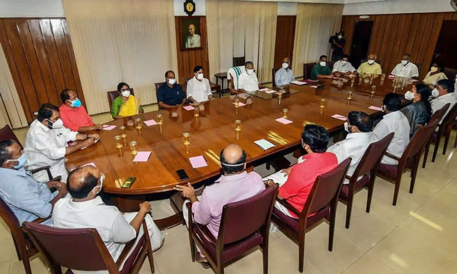 പൊലിസ് വകുപ്പില്‍ 190 പൊലിസ് കോണ്‍സ്റ്റബിള്‍-ഡ്രൈവര്‍ തസ്തികകള്‍ സൃഷ്ടിക്കാന്‍ മന്ത്രിസഭ തീരുമാനം