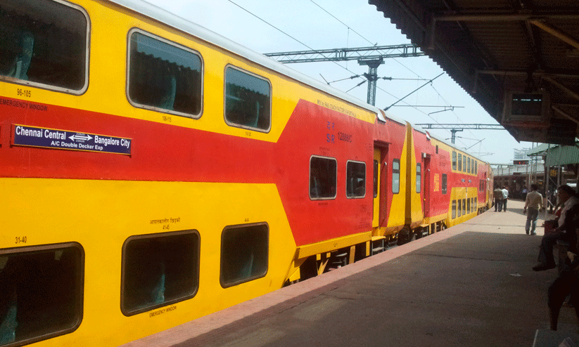 ബം​ഗ​ളൂ​രു-​ചെ​ന്നൈ  ഡ​ബ്ൾ ഡ​ക്ക​ർ: ട്രെ​യി​നി​ൽ  ജ​ന​റ​ൽ കോ​ച്ച് അ​നു​വ​ദി​ച്ചു