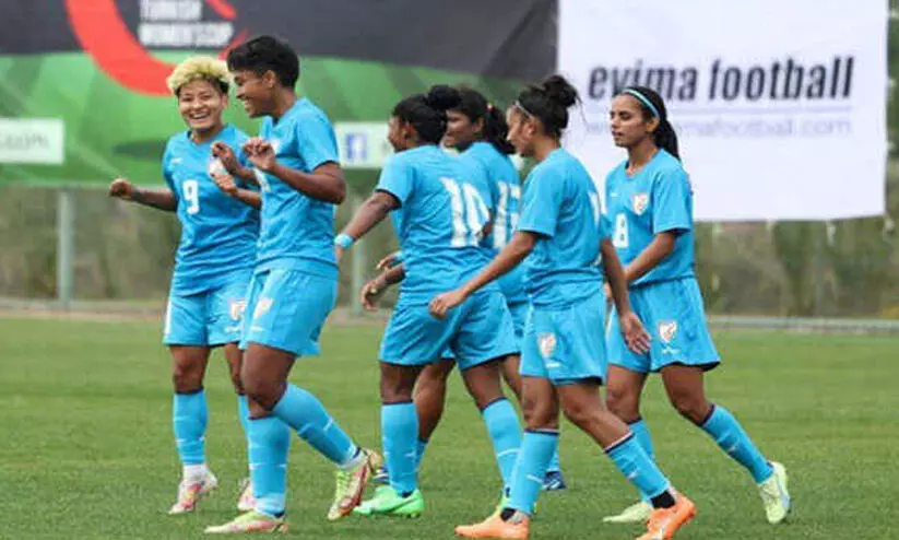 ചരിത്രം വലകുലുക്കി! എസ്തോണിയയെ തോൽപിച്ച് ഇന്ത്യൻ വനിതകൾ ചരിത്രം വലകുലുക്കി! എസ്തോണിയയെ തോൽപിച്ച് ഇന്ത്യൻ വനിതകൾ