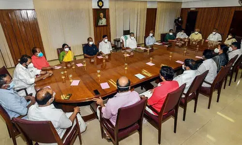 പൊലിസ് വകുപ്പില്‍ 190 പൊലിസ് കോണ്‍സ്റ്റബിള്‍-ഡ്രൈവര്‍ തസ്തികകള്‍ സൃഷ്ടിക്കാന്‍ മന്ത്രിസഭ തീരുമാനം