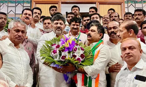 കർണാടക ലെജിസ്ലേറ്റീവ് കൗൺസിലിലേക്ക് നടന്ന ഉപതെരഞ്ഞെടുപ്പിൽ കോൺഗ്രസ് സ്ഥാനാർഥി വിജയിച്ചു