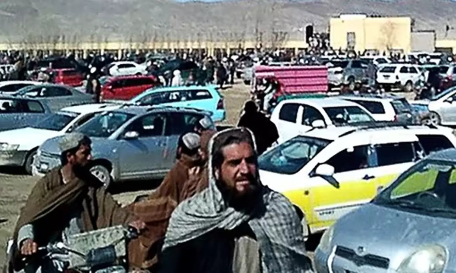 ഫു​ട്ബാ​ൾ സ്​​റ്റേ​ഡി​യ​ത്തി​ൽ വ​ധ​ശി​ക്ഷ ന​ട​പ്പാ​ക്കി താ​ലി​ബാ​ൻ