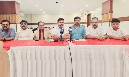 ഫാഷിസ്​റ്റ്​​ ഭരണത്തിൽ​ ബി.ജെ.പിക്കാരൻ ആവാതിരിക്കൽ വലിയ ത്യാഗമാകുന്ന കാലം -വി.എസ്.​ ജോയി