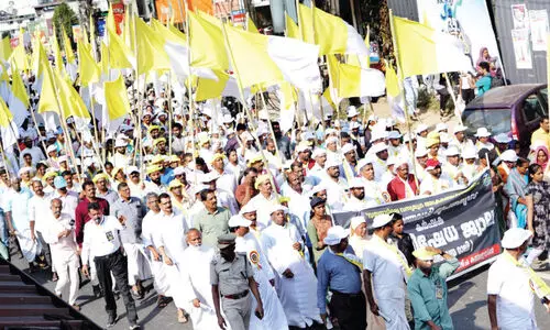 വയനാട്ടിലെ വന്യജീവി ആക്രമണം: കത്തോലിക്ക കോണ്‍ഗ്രസ് റാലി പ്രതിഷേധക്കടലായി