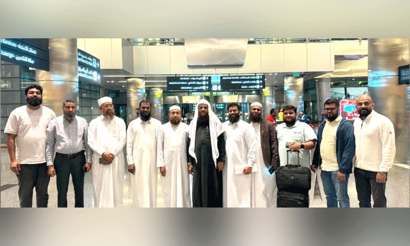 welcoming Hussain salafi at airport