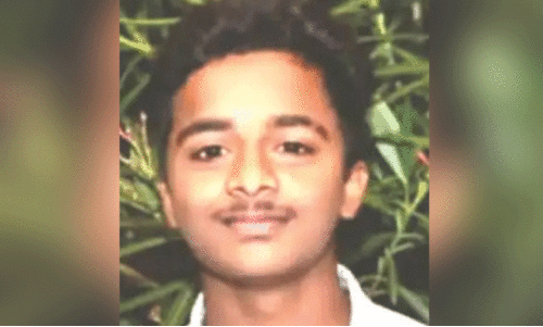 മു​ത്തു​രാ​ജ്