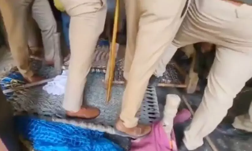 up police 87987 up police 87987