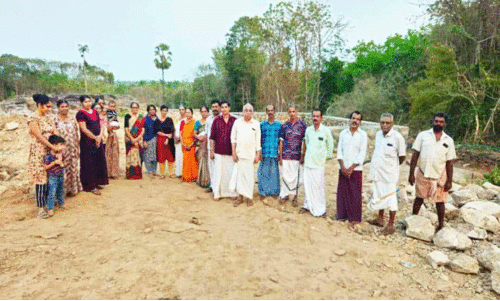 ചി​റ​മ​നേ​ങ്ങാ​ട് ക​ണ​ലി​പ്പാ​റ​പ്പു​റ​ത്ത് പ​ട​ക്ക സം​ഭ​ര​ണ ശാ​ല​ക്ക് നീ​ക്കം;  പ്ര​തി​ഷേ​ധ​വു​മാ​യി നാ​ട്ടു​കാ​ർ