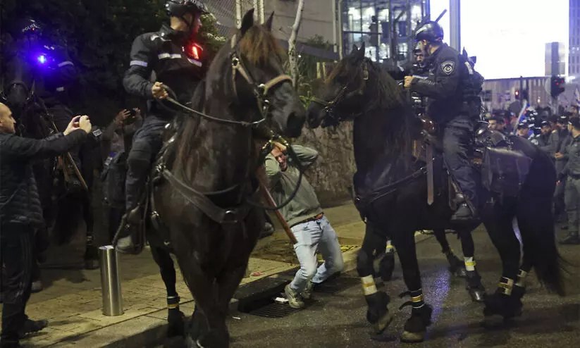 ബന്ദിമോചനം: ഹമാസുമായി ചർച്ചക്ക് മൊസാദ് നേതൃത്വം ഖത്തറിലേക്ക് ബന്ദിമോചനം: ഹമാസുമായി ചർച്ചക്ക് മൊസാദ് നേതൃത്വം ഖത്തറിലേക്ക്