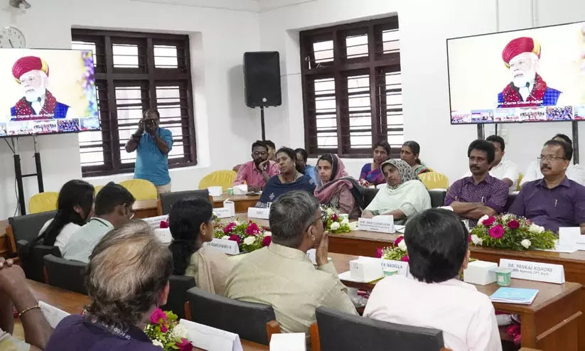 കാക്കനാട് മൈക്രോബയോളജി ഫുഡ് ടെസ്റ്റിങ് ലാബ് പ്രധാനമന്ത്രി നാടിന് സമർപ്പിച്ചു കാക്കനാട് മൈക്രോബയോളജി ഫുഡ് ടെസ്റ്റിങ് ലാബ് പ്രധാനമന്ത്രി നാടിന് സമർപ്പിച്ചു