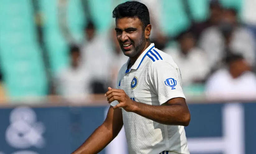 നാ​ലാം ടെ​സ്റ്റി​ൽ ഇ​ന്ത്യ​ക്ക് ജ​യി​ക്കാ​ൻ 152 റ​ൺ​സ്