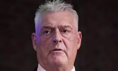 ലണ്ടൻ മേയർ സാദിഖ് ഖാനെതിരായ പരാമർശം; ലീ ആൻഡേഴ്സനെ സസ്​പെൻഡ് ചെയ്തു