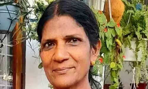 ബസിൽ കയറുന്നതിനിടെ വയോധിക വീണു മരിച്ചു