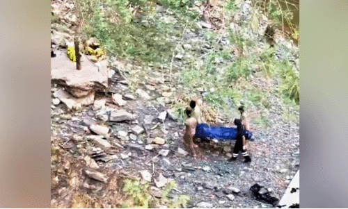 corpse found Jabel al Akhder