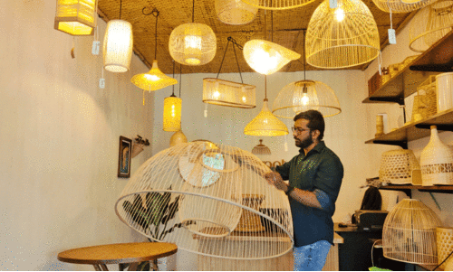 സ്റ്റോറി ഓഫ് റൂട്ട്സ്