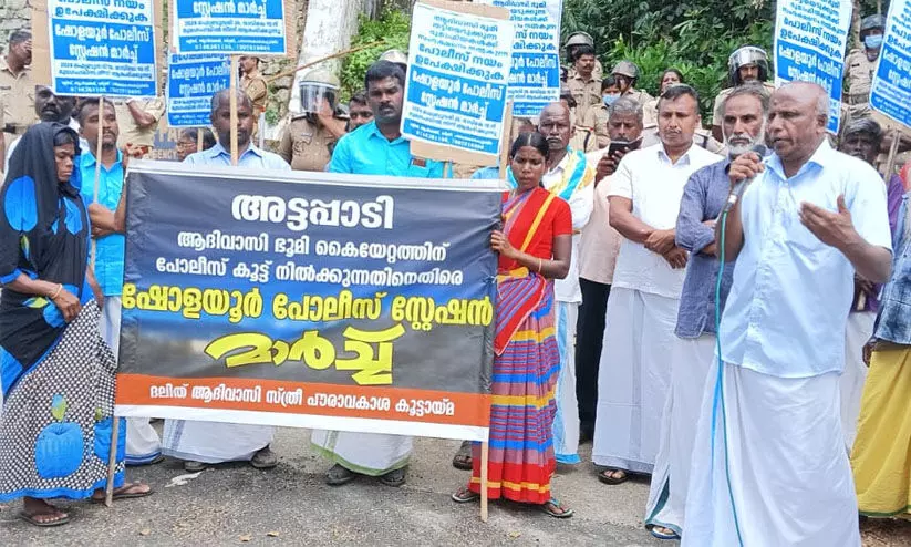 ആദിവാസികളുടെ ഭരണഘടനാവകാശം സംരക്ഷിക്കണമെന്ന് എം. ഗീതാനന്ദൻ