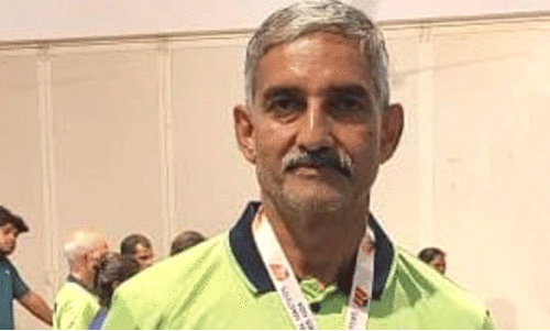 വേ​ണു മാ​ധ​വ​ൻ