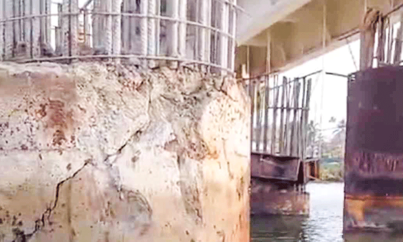 moothakunnam - kottappuram bridge