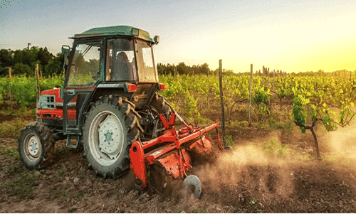 പാടത്തിറങ്ങാൻ കാര്‍ഷിക യന്ത്രങ്ങള്‍ ഒരുങ്ങുന്നു