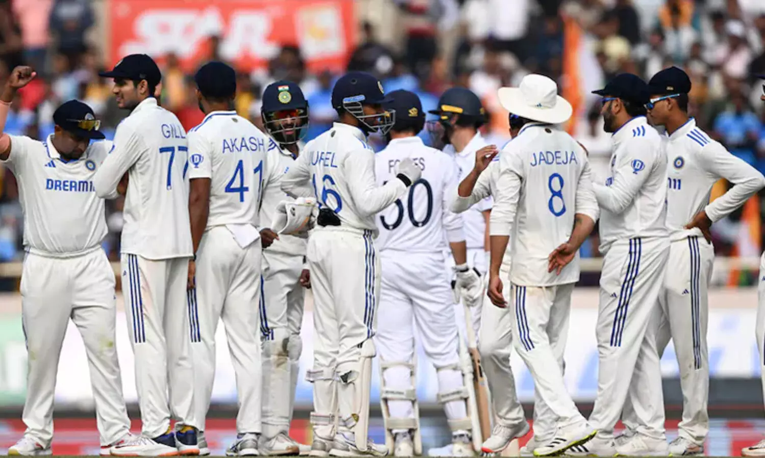 ഇന്ത്യൻ താരം ചികിത്സക്കായി ലണ്ടനിൽ; അഞ്ചാം ടെസ്റ്റിൽ കളിക്കുന്ന കാര്യം സംശയം