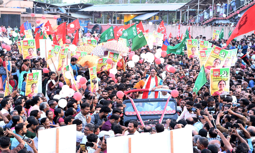 ലോക്സഭ തെരഞ്ഞെടുപ്പ് പ്രചാരണം; ഇടതുമുന്നണിക്ക് ആവേശത്തുടക്കം ലോക്സഭ തെരഞ്ഞെടുപ്പ് പ്രചാരണം; ഇടതുമുന്നണിക്ക് ആവേശത്തുടക്കം