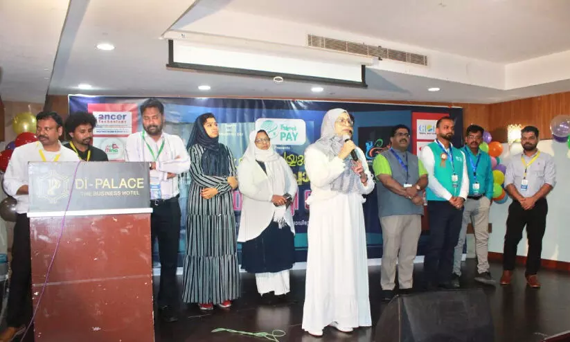 കസവ് കലാവേദി മാപ്പിളപ്പാട്ട് മത്സരം: ഗ്രാൻഡ് ഫിനാലയിലേക്ക് 10 പേർ കസവ് കലാവേദി മാപ്പിളപ്പാട്ട് മത്സരം: ഗ്രാൻഡ് ഫിനാലയിലേക്ക് 10 പേർ