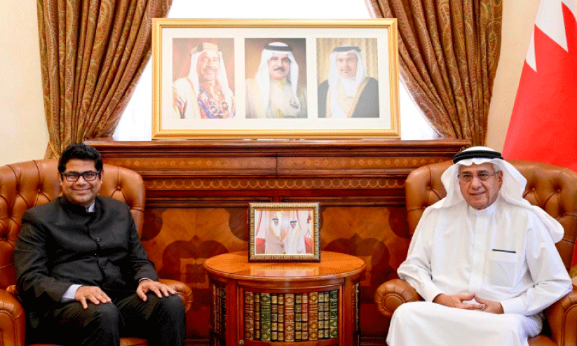 Indian Ambassador met King Hamads Media Advisor