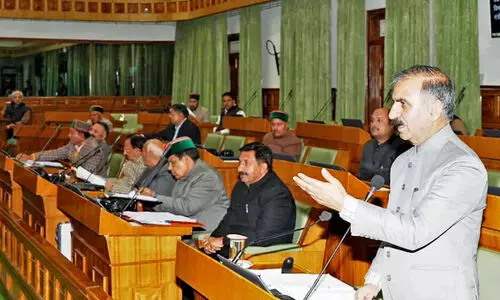 ഹിമാചലിൽ നാടകീയ നീക്കങ്ങൾ; 15 ബി.ജെ.പി എം.എൽ.എമാരെ പുറത്താക്കി സ്പീക്കർ; മന്ത്രി വിക്രമാദിത്യ സിങ് രാജിവെച്ചു