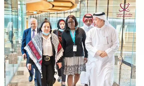 ഇ​സ്രാ​യേ​ൽ ആ​ക്ര​മ​ണ​ത്തി​ൽ മുറിവേറ്റവർക്ക് സാന്ത്വനവുമായി മ​ന്ത്രിയെത്തി