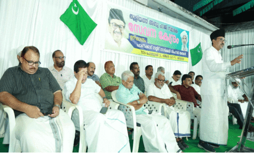 രണ്ടിലും മൂന്നിലുമല്ല, 20 സീറ്റിലും മത്സരിക്കുന്നത് ലീഗ് തന്നെ -സാദിഖലി തങ്ങൾ