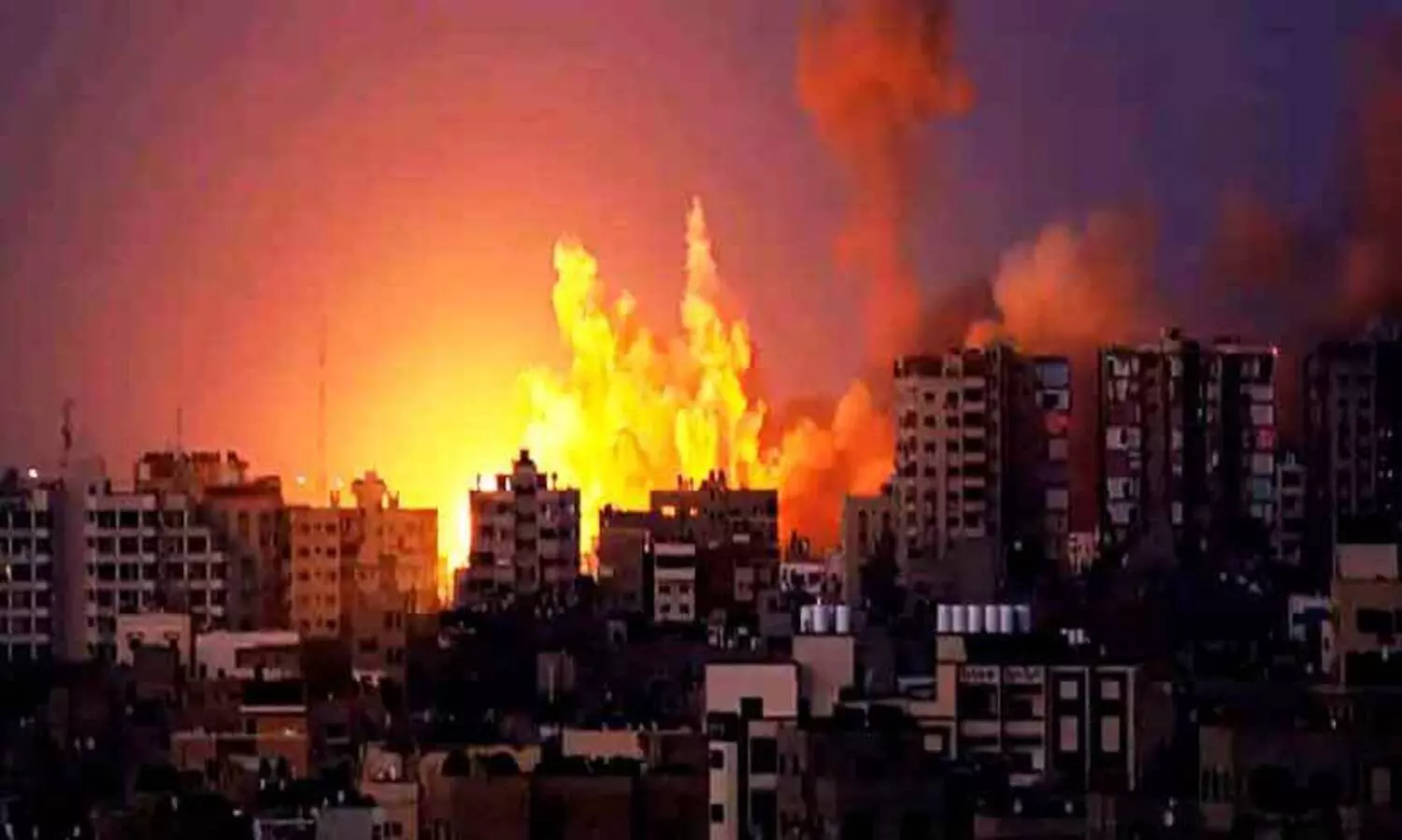 നക്ഷത്രങ്ങളില്ലാത്ത   ഒരു രാത്രിയിൽ