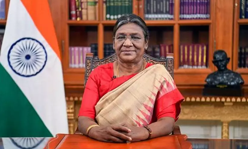 സർക്കാറിന് തിരിച്ചടി; മൂന്ന് സ​ർ​വ​ക​ലാ​ശാ​ല ബി​ല്ലു​ക​ൾ   ത​ട​ഞ്ഞ് രാ​ഷ്ട്ര​പ​തി