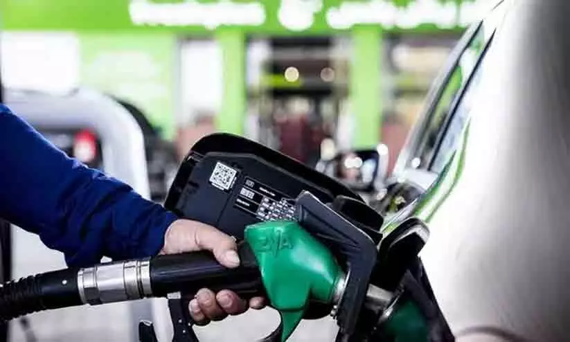 യു.എ.ഇയിൽ ഇന്ധനവില പുതുക്കി; പെട്രോളിനും ഡീസലിനും വില കൂടി യു.എ.ഇയിൽ ഇന്ധനവില പുതുക്കി; പെട്രോളിനും ഡീസലിനും വില കൂടി