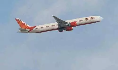 വീൽചെയർ നൽകാത്തതിനെ തുടർന്ന് യാത്രക്കാരൻ മരിച്ച സംഭവം: എയർ ഇന്ത്യക്ക് 30 ലക്ഷം രൂപ പിഴ