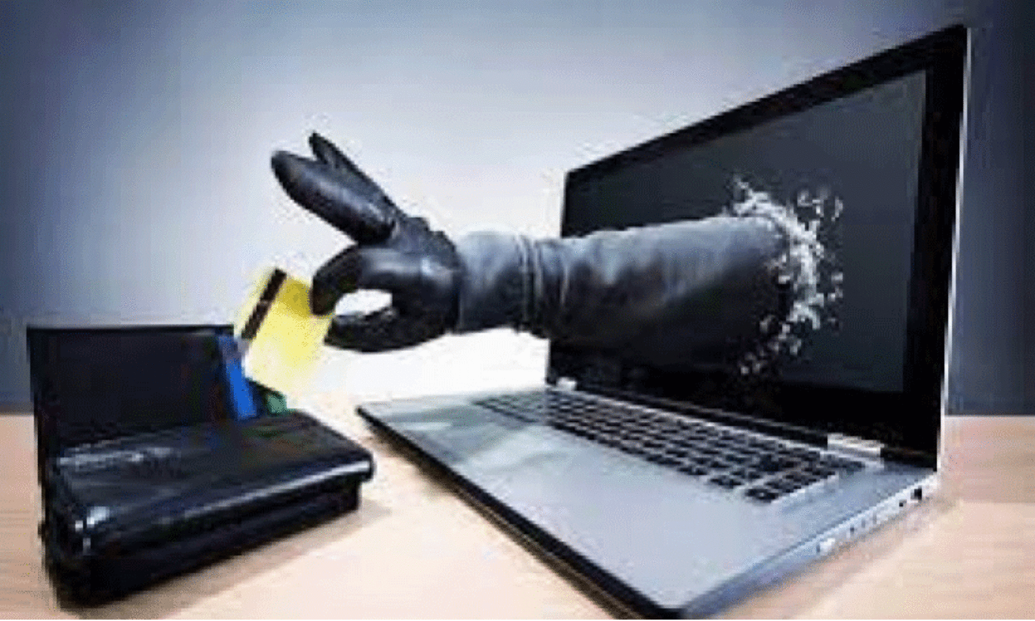 ഓൺലൈൻ ഓഹരി വ്യാപാരവും സാധനം വാങ്ങലും സൂക്ഷിച്ചുമതി