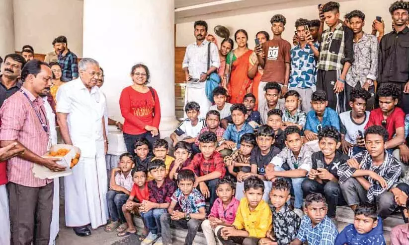 പഠനയാത്ര പഠനയാത്ര