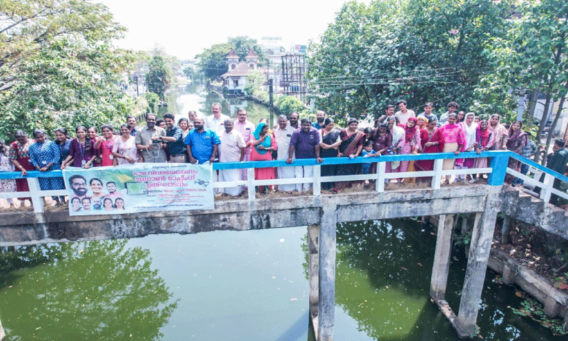 ഡ്രോൺ പറന്നു; ആ​ല​പ്പു​ഴ നഗരസഭ ഭൗമവിവരശേഖരണത്തിന്​ തുടക്കം