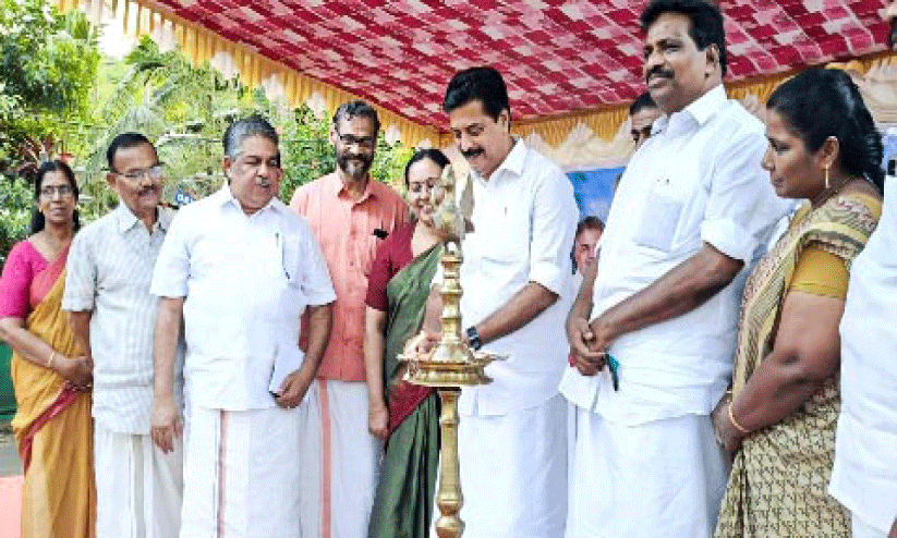 വരട്ടാറിന്റെ തീരപ്രദേശങ്ങളെ ഇറിഗേഷൻ ടൂറിസത്തിന്റെ ഭാഗമാക്കും -മന്ത്രി റോഷി അഗസ്റ്റിൻ