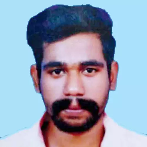 കോ​ള​ജ് കെ​ട്ടി​ട​ത്തി​ൽ നി​ന്ന് വീ​ണ് യു​വാ​വ് മ​രി​ച്ച​നി​ല​യി​ൽ