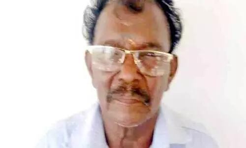 വേ​ലാ​യു​ധ​ൻ