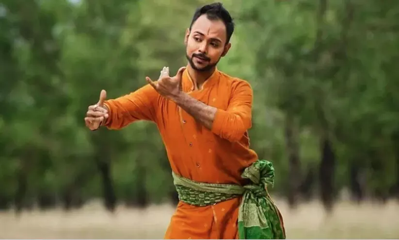 ഇന്ത്യൻ ക്ലാസിക്കൽ നർത്തകൻ അമേരിക്കയിൽ വെടിയേറ്റ് മരിച്ചു ഇന്ത്യൻ ക്ലാസിക്കൽ നർത്തകൻ അമേരിക്കയിൽ വെടിയേറ്റ് മരിച്ചു