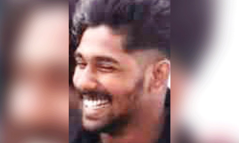 ആ​ദി​ത്യ​ൻ