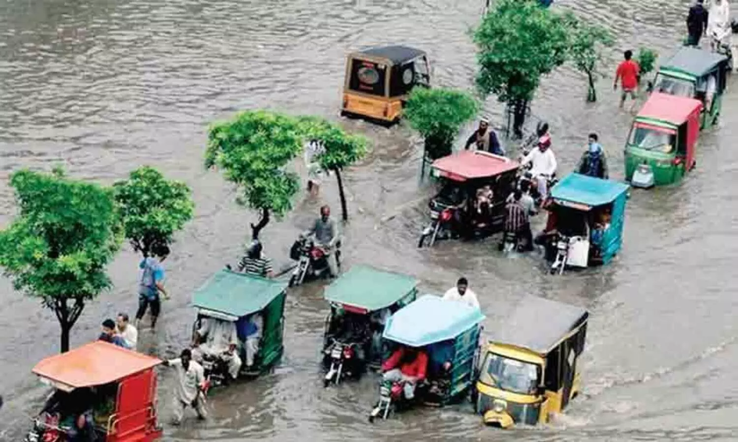 heavy rain in Pakistan