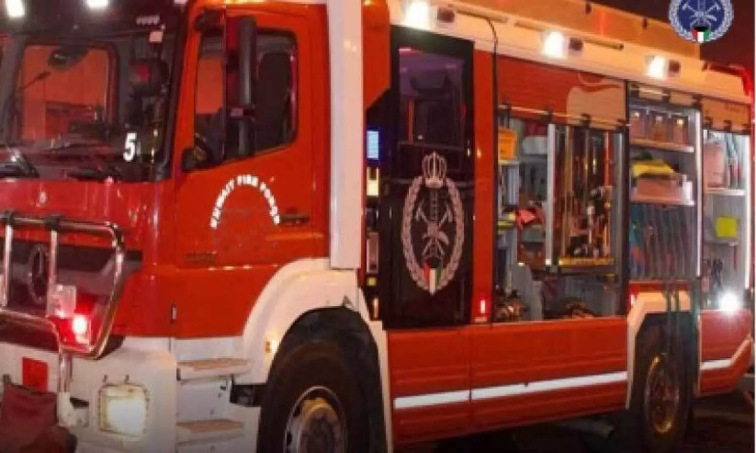 അ​ൽ​ഖൂ​സൂ​ർ പ്ര​ദേ​ശ​ത്ത് വീ​ടി​ന് തീ​പി​ടി​ച്ചു