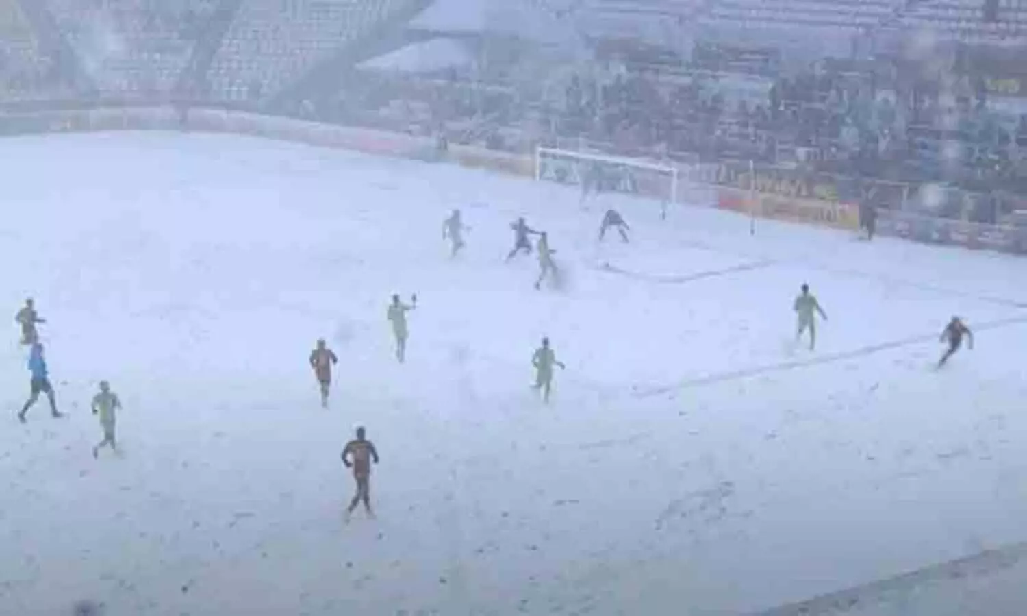 ഇത് ഐ​സ് ഹോ​ക്കിയല്ല...!, മേജർ സോക്കർ ലീഗ് മത്സരം