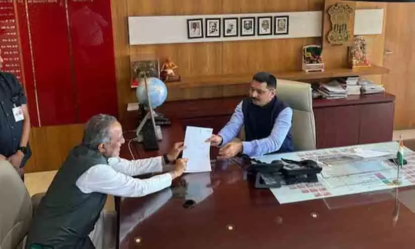 Gujarat Congress veteran Arjun Modhwadia quits Gujarat Congress veteran Arjun Modhwadia quits